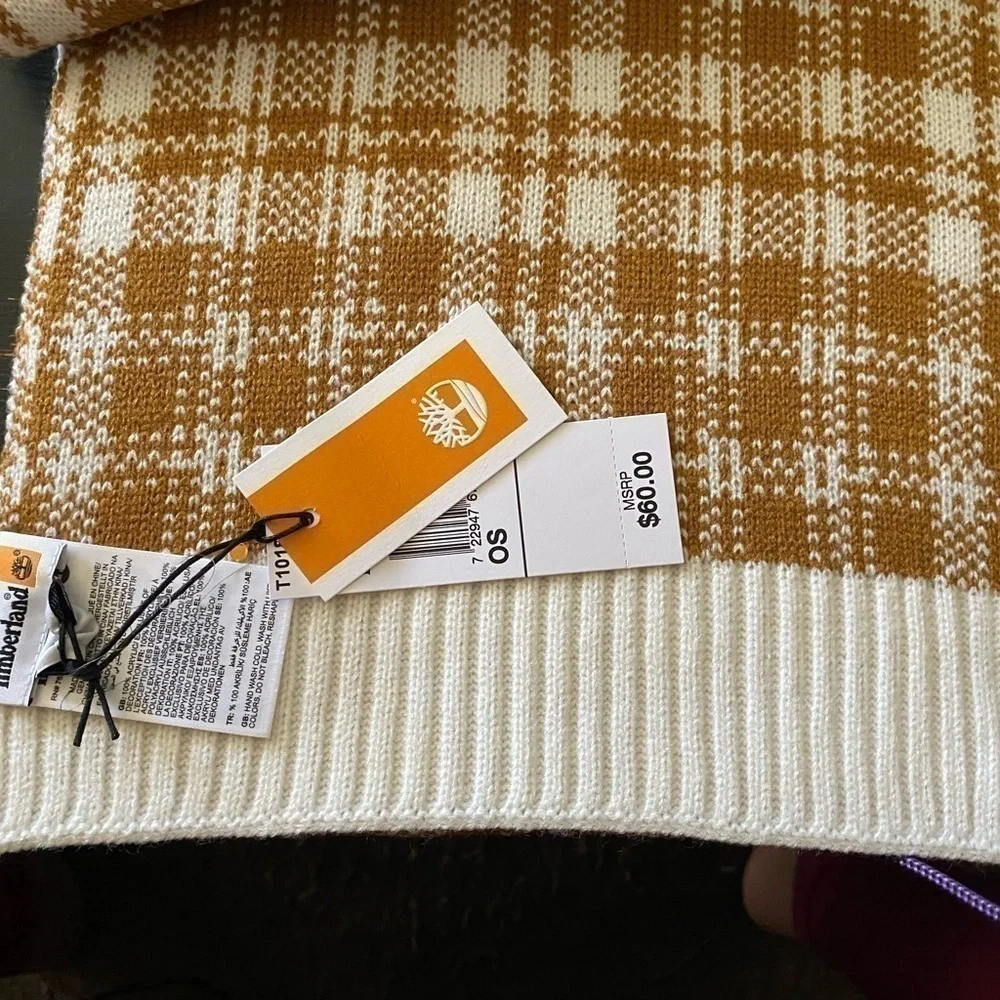 NWT-TIMBERLAND-PLAID SCARF